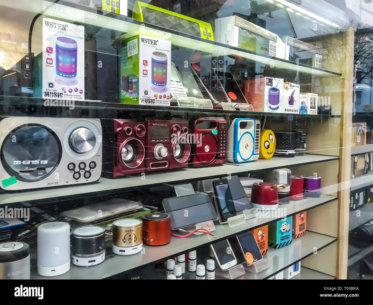 Car Electronics & Gadgets