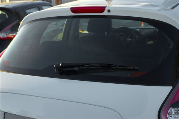 Rear Windshield Replacement